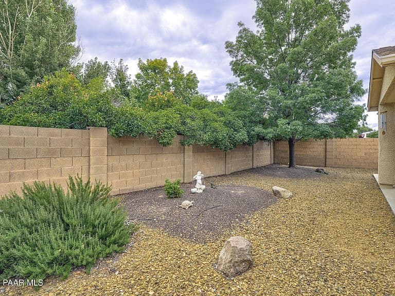 7511 N Summit Pass photo 5
