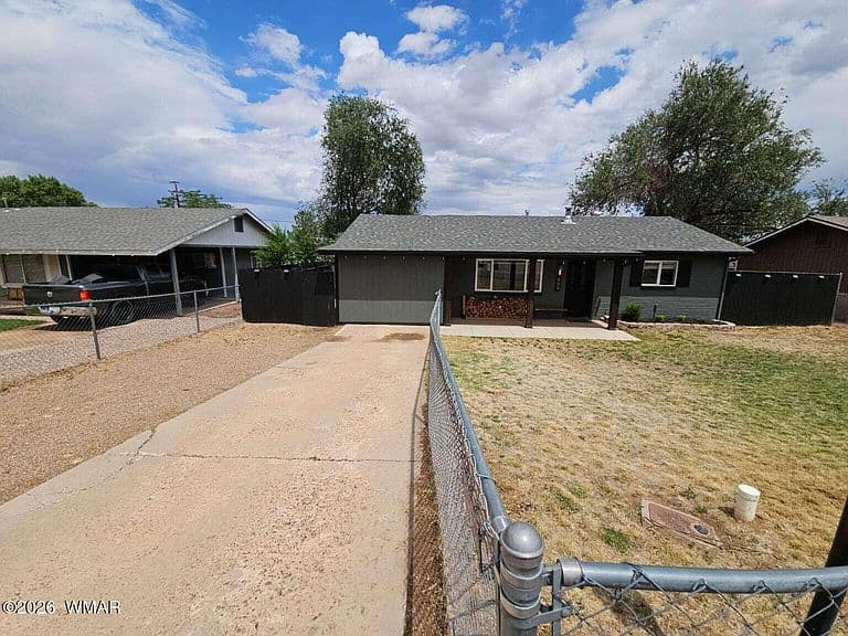 999 S Highland Dr photo 2