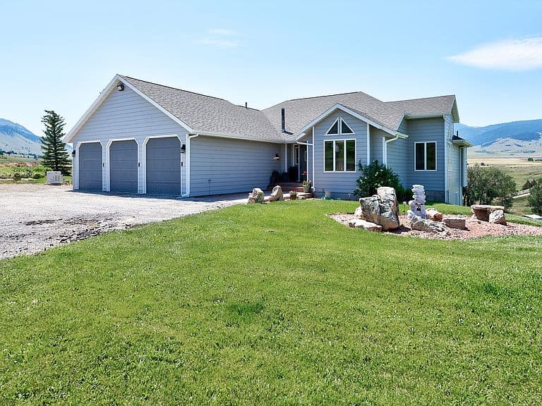 133 Amber Ln photo 1