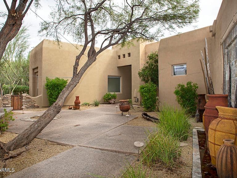 38601 N RISING SUN Road photo 4