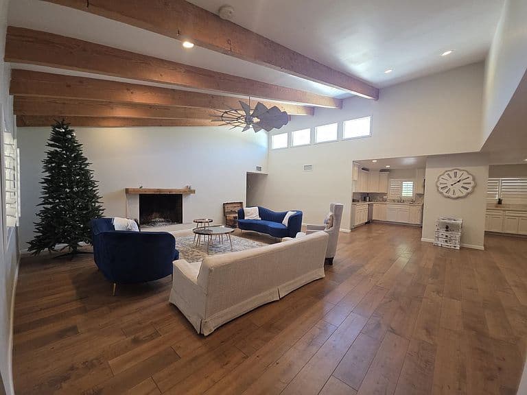 2150 W Chico Ln photo 2