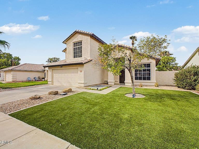 1360 W GAIL Drive photo 5