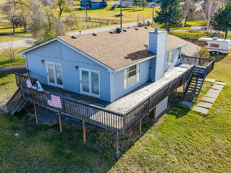 7075 Stonehaven Ave photo 4
