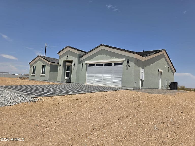 609 S 311TH Avenue photo 5