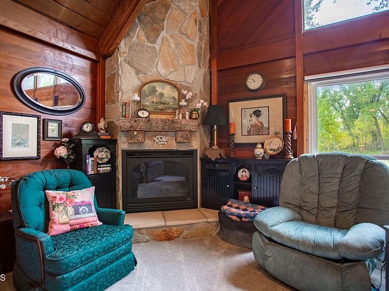 7649 Dogwood Dr photo 5