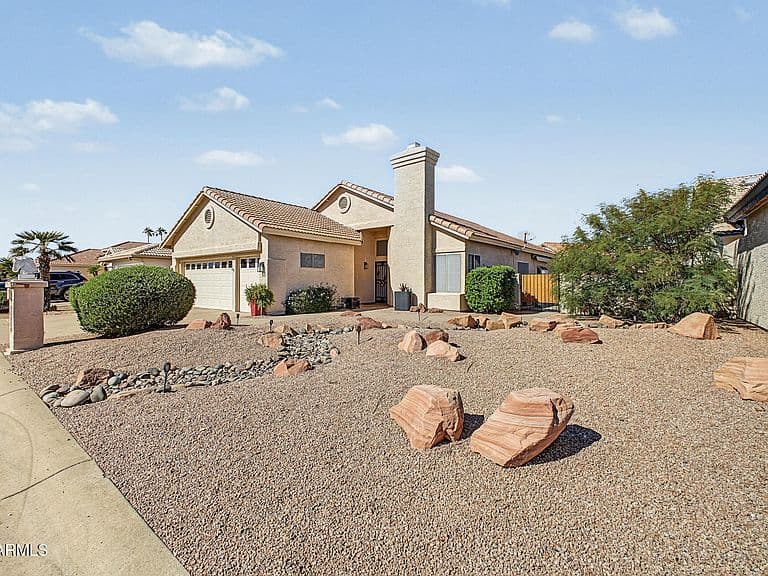 10624 E HALLEY Drive photo 5