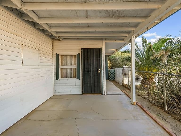 1184 Chaparral Dr photo 5