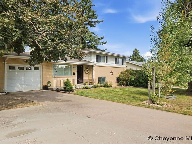 3456 Luckie Rd photo 1