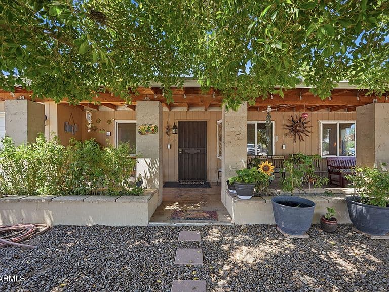 654 S COPPER Drive photo 1