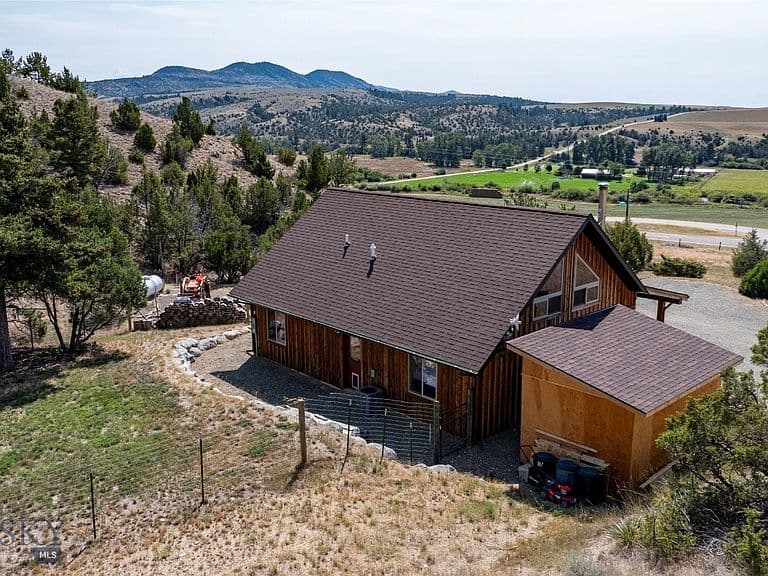 729 Us Highway 12 E photo 4