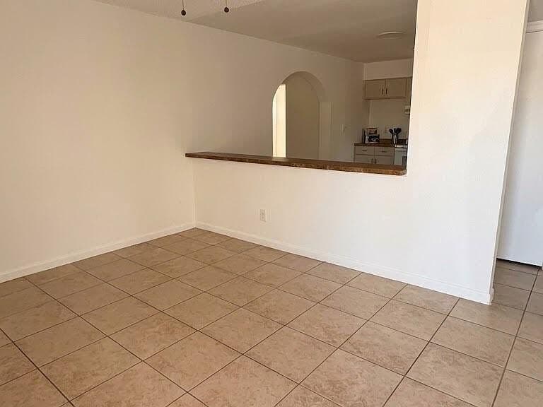 4435 W EVA Street photo 2