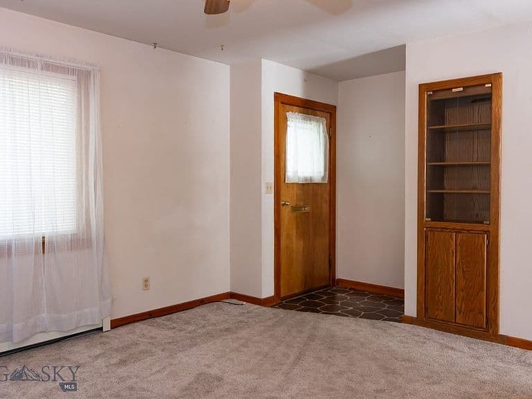 428 N Willson Ave photo 5