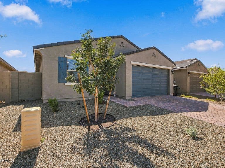 9033 W AGORA Lane photo 2