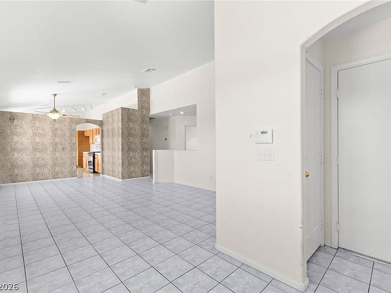 3704 Penedos Dr photo 3
