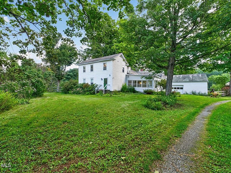 72 Gilbert Street photo 3