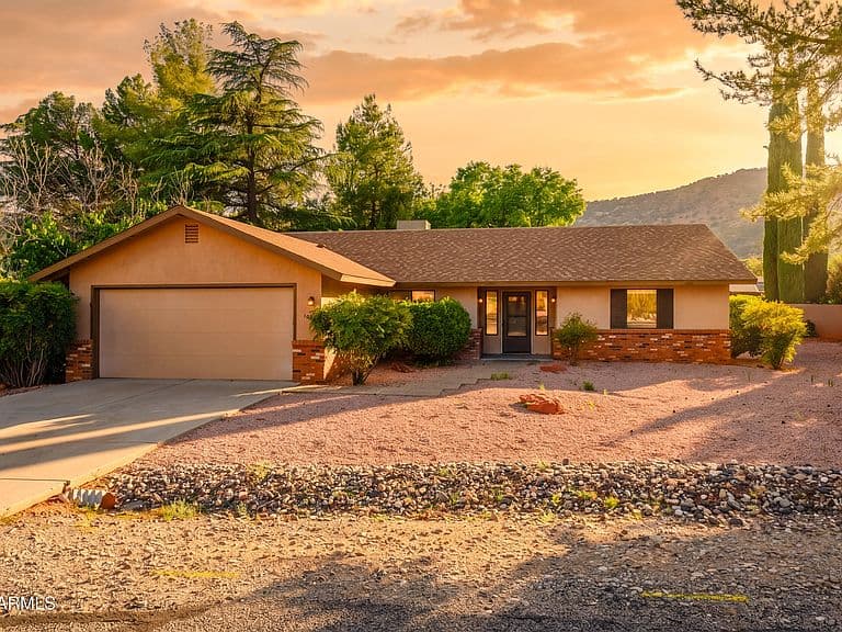 105 Gunsight Hills Drive photo 1
