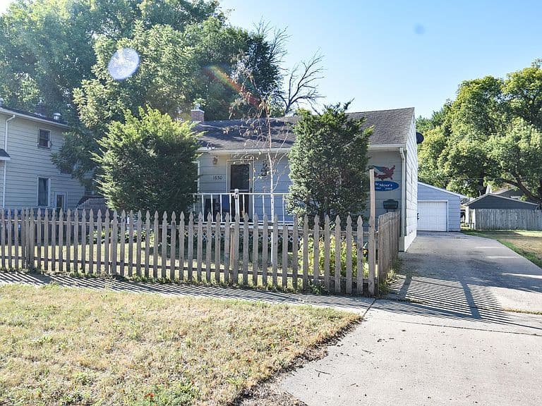 1630 11th Ave S photo 3