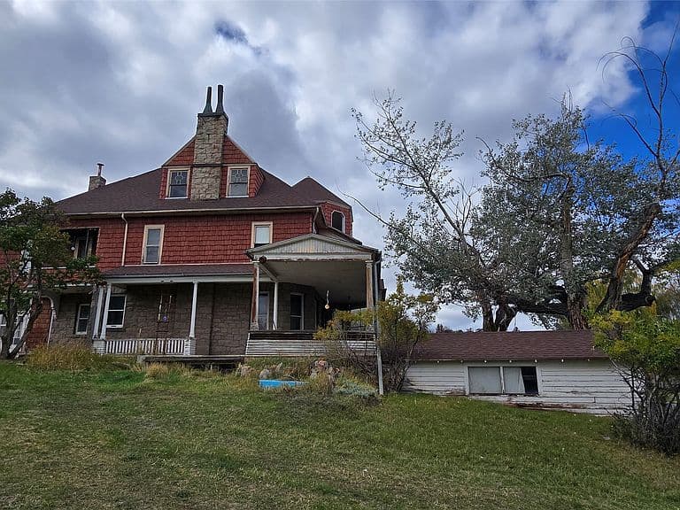 909 Flowerree St photo 5