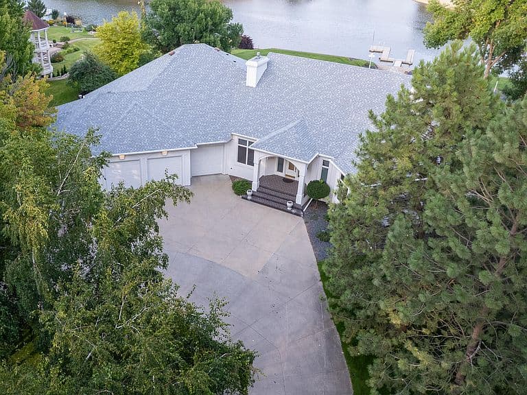 2101 Harbor Dr photo 2