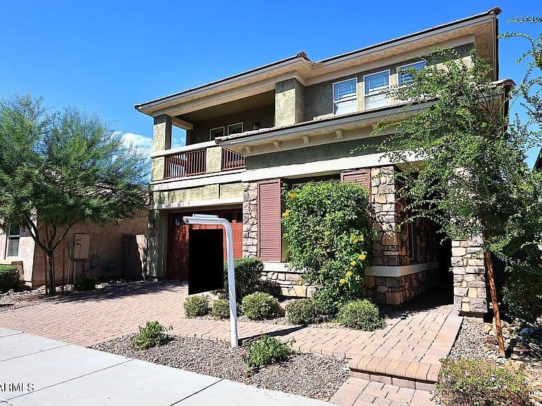 4638 E CASITAS DEL RIO Drive photo 3