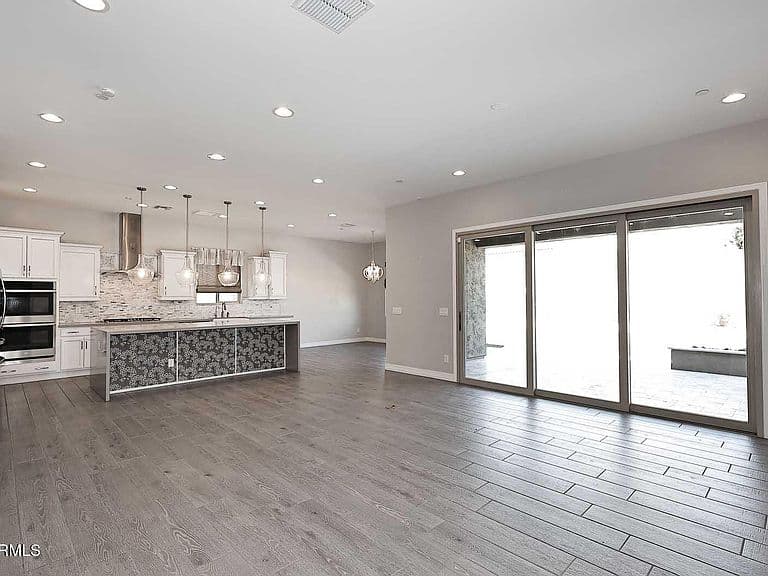 8772 W BROOKLITE Lane photo 4