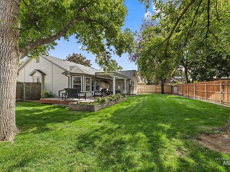 359 S Thoreau Way photo 3