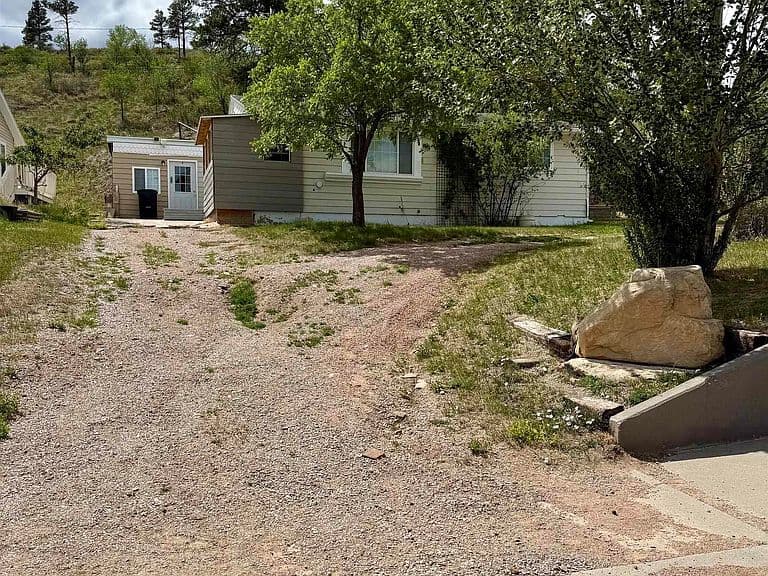 1117 Silver St photo 2