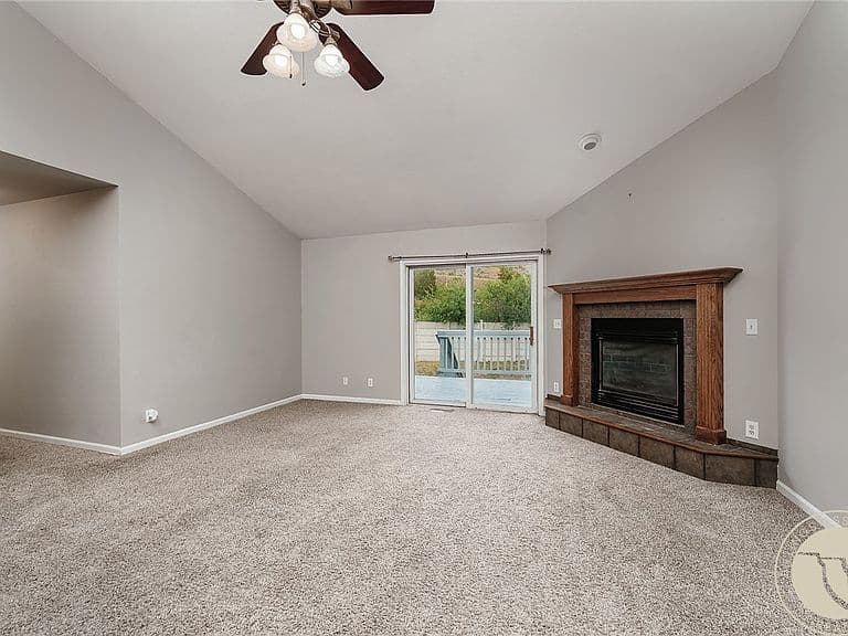 3150 Aviemore Ct photo 4
