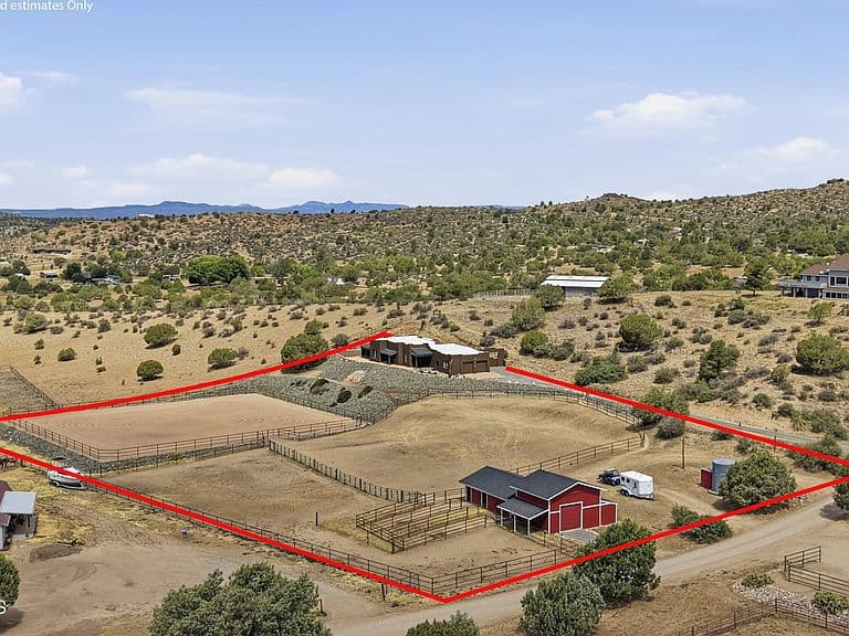 11070 N Deer Hill Ln photo 5