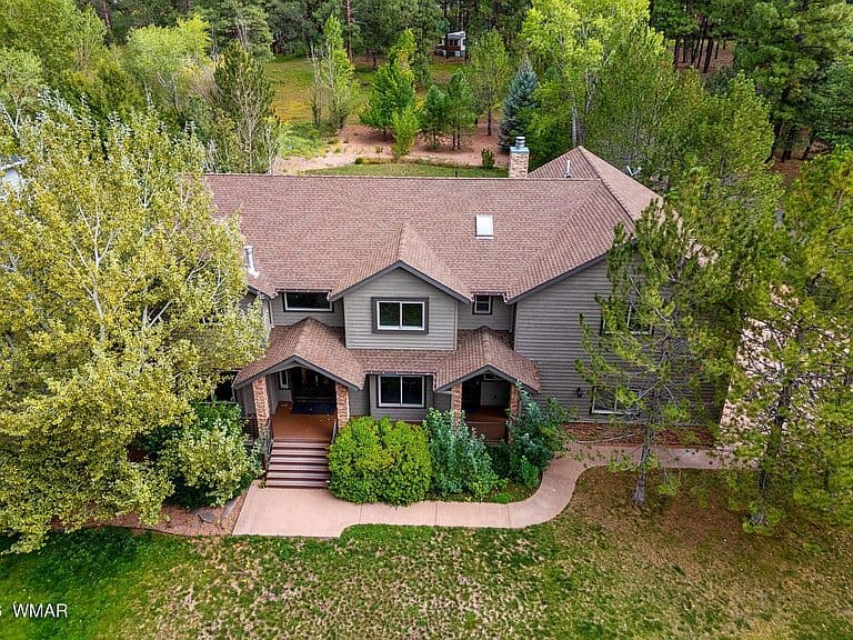 1445 Rainbow View Dr photo 4