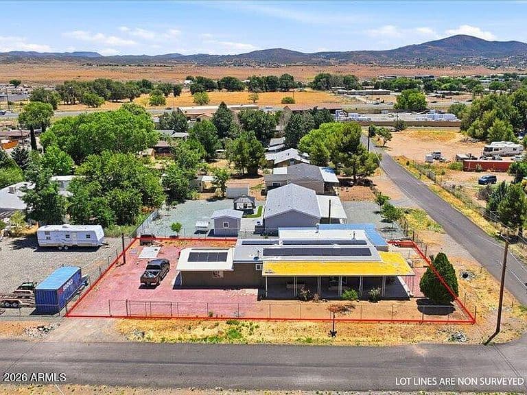 345 S GRAHAM Way photo 1