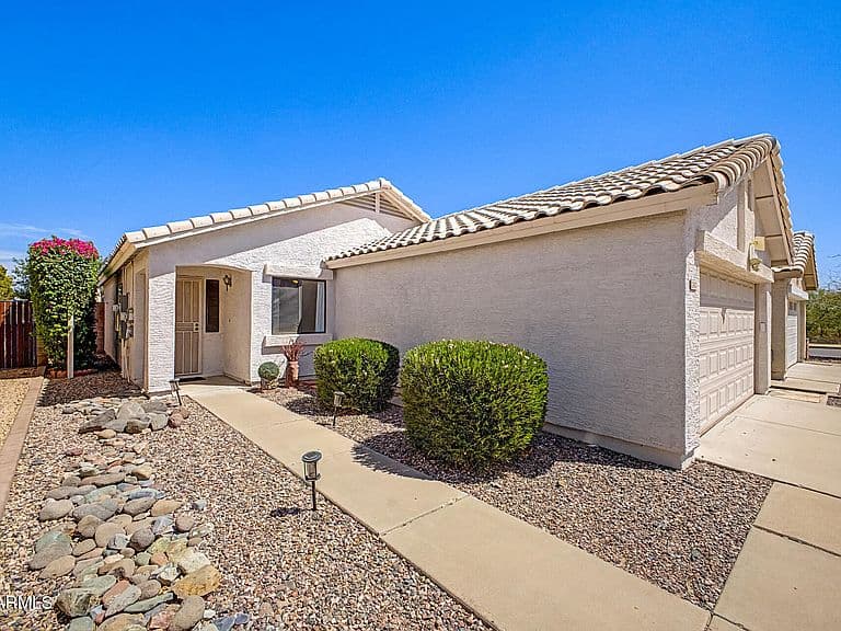 22407 N 20TH Place photo 1