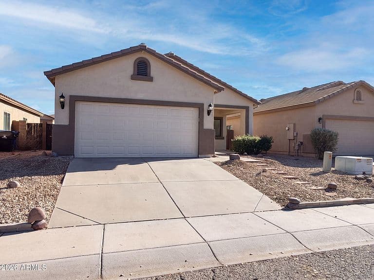 719 W LYDIA Lane photo 1