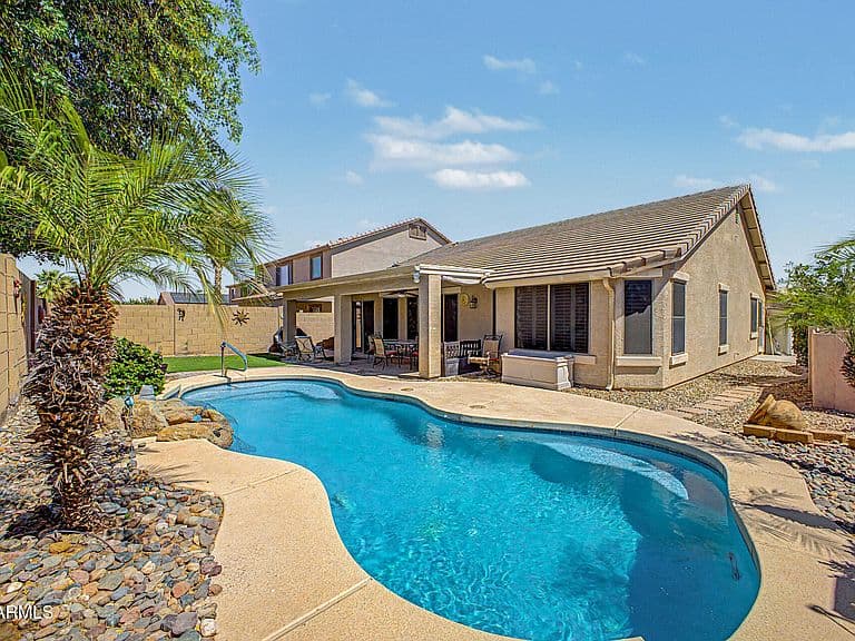 17212 W ASHLEY Drive photo 1