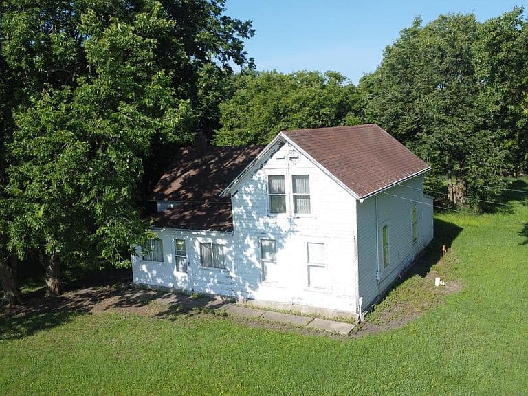 30683 State Highway 7 photo 1
