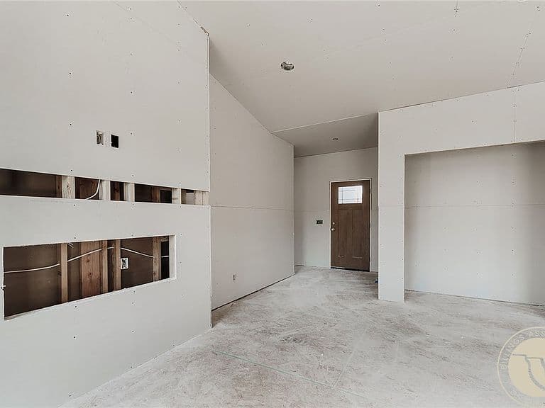 3524 Crater Lake Ave photo 5