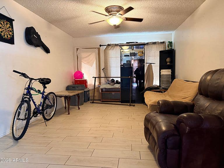 7047 S 45TH Way photo 4