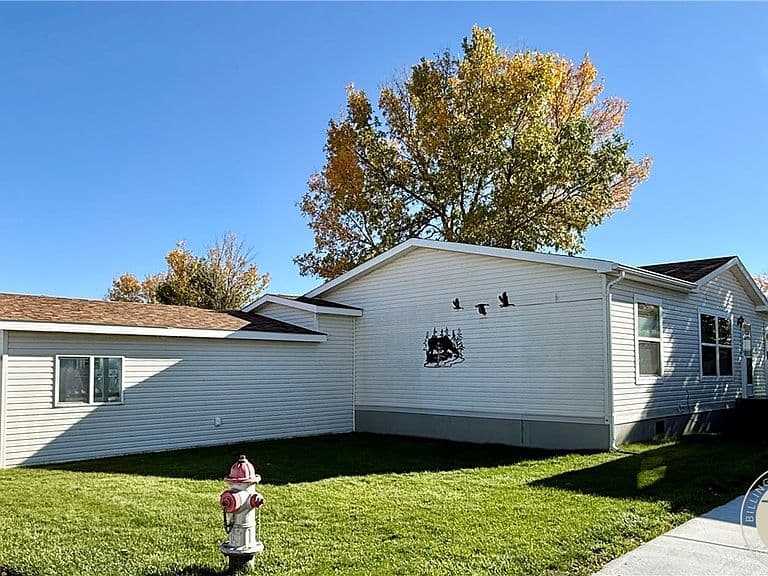 3832 Swallow Ln photo 1