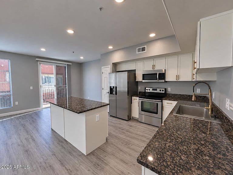 1920 E BELL Road #1166 photo 2