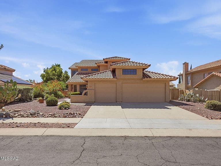 1061 W Antelope Creek Way photo 3