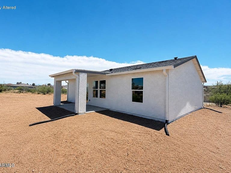 20162 E ANTELOPE Road photo 3