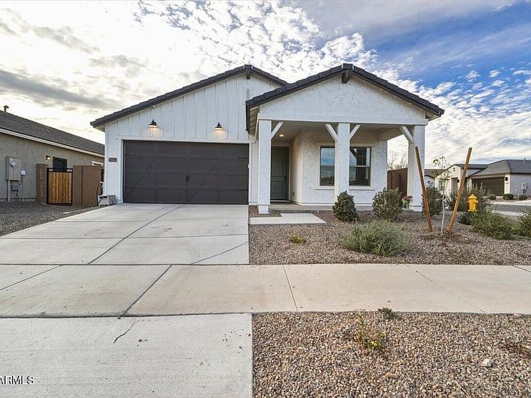 42505 W VINCENT Drive photo 1