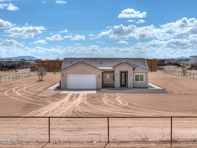 651 N Brindle Road photo 1