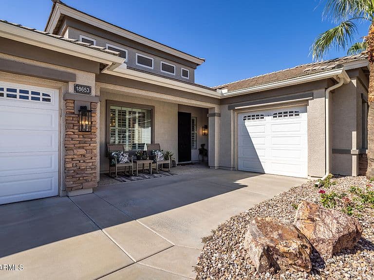 18653 E ARROWHEAD Trail photo 4