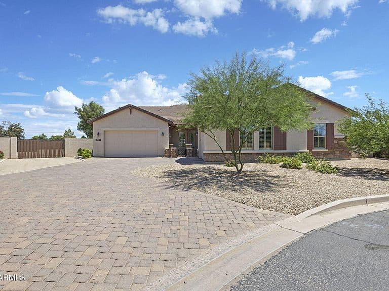 5481 S CROSSCREEK Drive photo 4