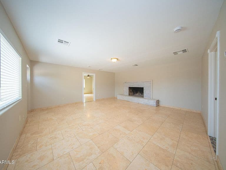 2101 W COOLIDGE Street photo 4