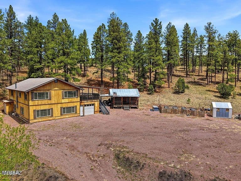 28 County Road 2310 photo 2