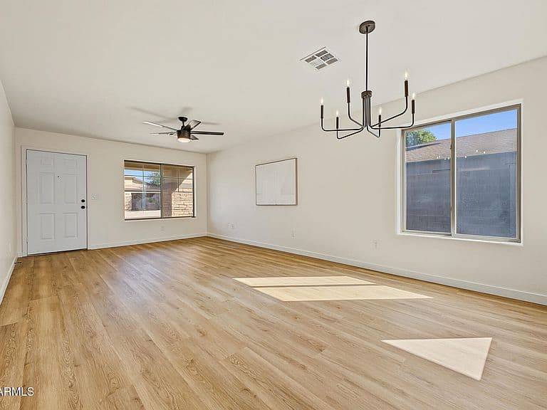 7214 S 2ND Glen photo 5