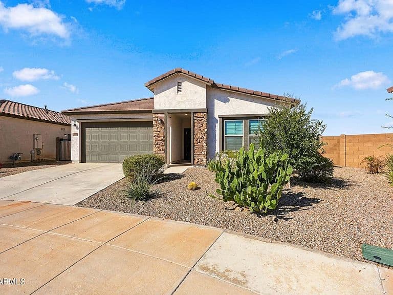 22100 N BELT Drive photo 3