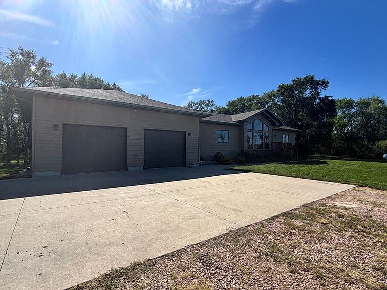 31171 280th St photo 2